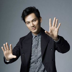 Wallace Chung Bio, Net Worth, Age, Relationship, Height, Ethnicity, Career