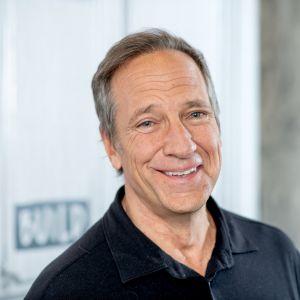 Mike Rowe, Bio, Net Worth, Salary, Age, Relationship, Height, Ethnicity