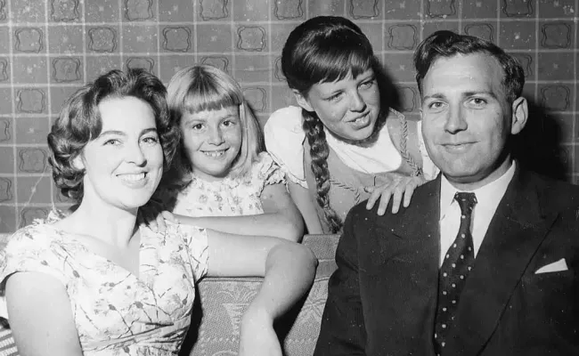 John Stonehouse pictured with his first wife Barbara and children in the early 60’s when he was Wednesbury MP. (Source: Express & Star)