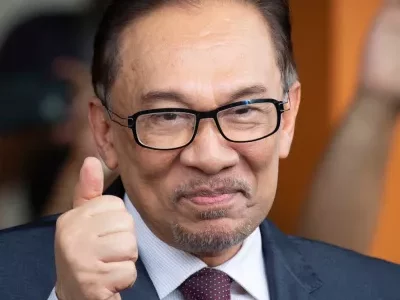 Anwar Ibrahim is currently making headlines around the world; Anwar Ibrahim is a political leader who has served as Malaysia's