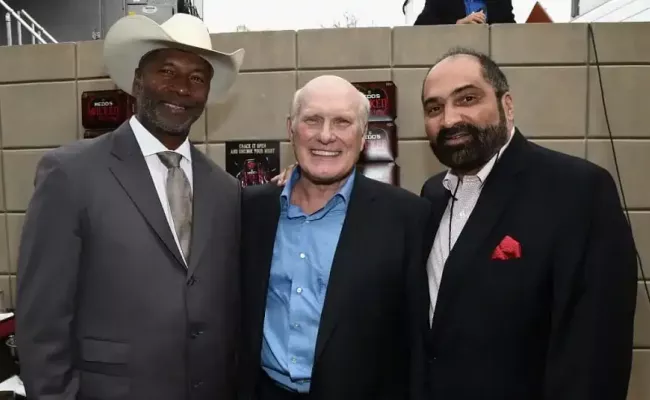 Mel Blount, Terry Bradshaw, and Franco Harris all played for the Pittsburgh Steelers. (Source: Distractify)