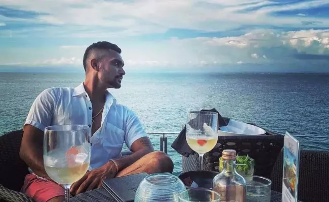 Danushka Gunathilaka was enjoying his vacation. (source: Instagram)