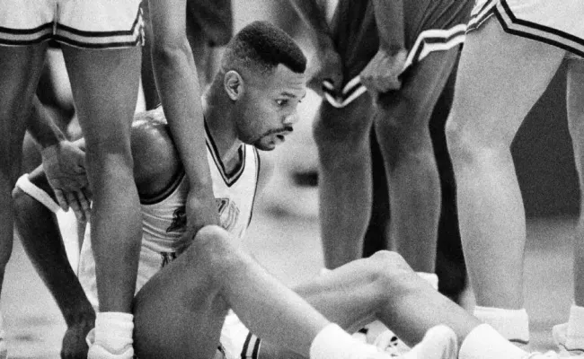 The tragedy of Hank Gathers and the triumph of Loyola Marymount. (Source: ESPN)