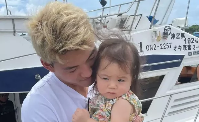 Ritsu Doan with his daughter. (Source: Instagram)