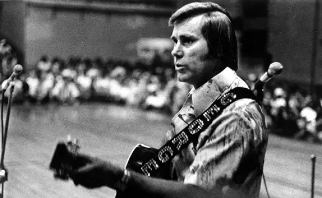 Famous singer George Jones was arrested before his death for drunken driving. (Source: The New Yorker)