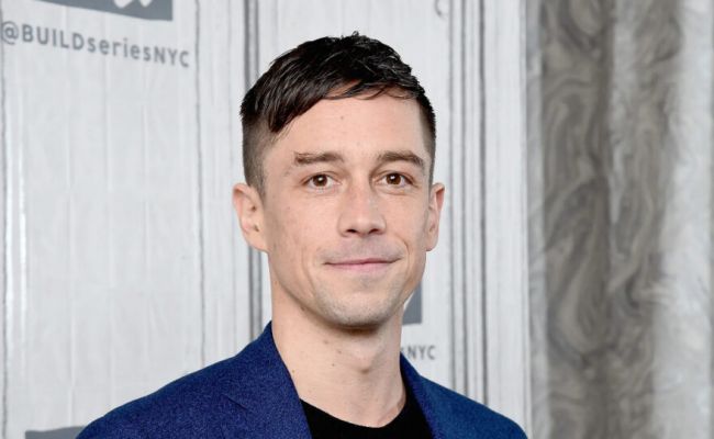 Killian Scott’s sexual orientation is straight and he is not reported married yet (Source: Glamour)
