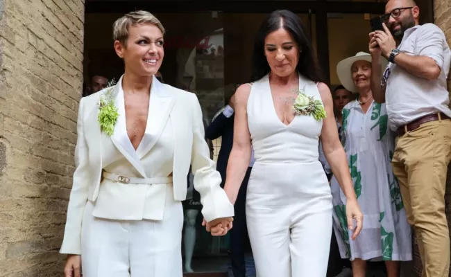 Paola Turci and Francesca Pascale’s imminent marriage took place in Montalcino. (Source: La Nazione)